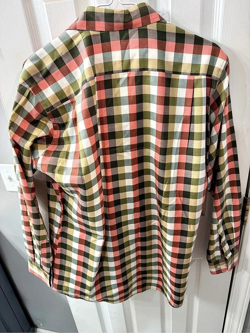 Southern Tide button down - Picture 2 of 3